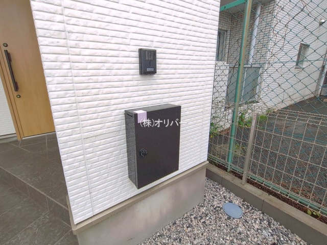 �_�ސ쌧���͌��s�����揬����1���ڂ̐V�z��ˌ��Ă̌��n�O�ώʐ^