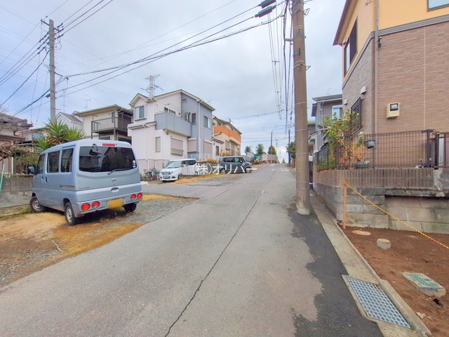�_�ސ쌧���͌��s������t3���ڂ̓y�n�̂��̑�
