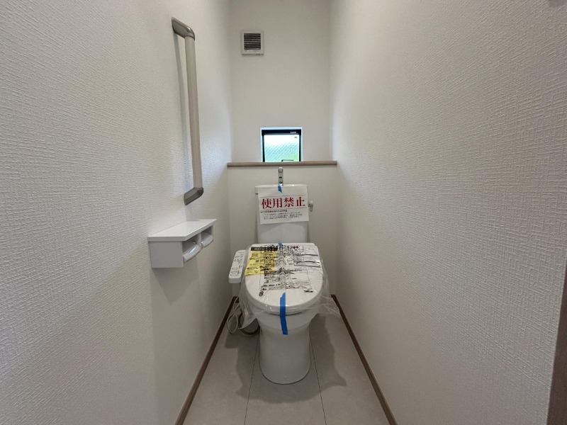 �_�ސ쌧���͌��s������t1���ڂ̐V�z��ˌ��Ẵg�C��