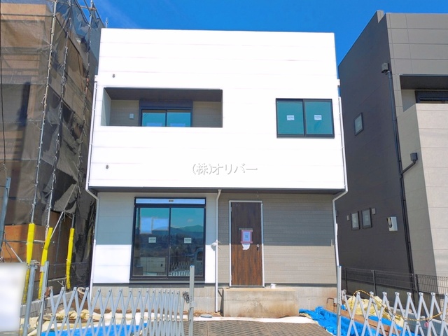 �_�ސ쌧���͌��s������c�� �̐V�z��ˌ��Ă̌��n�O�ώʐ^