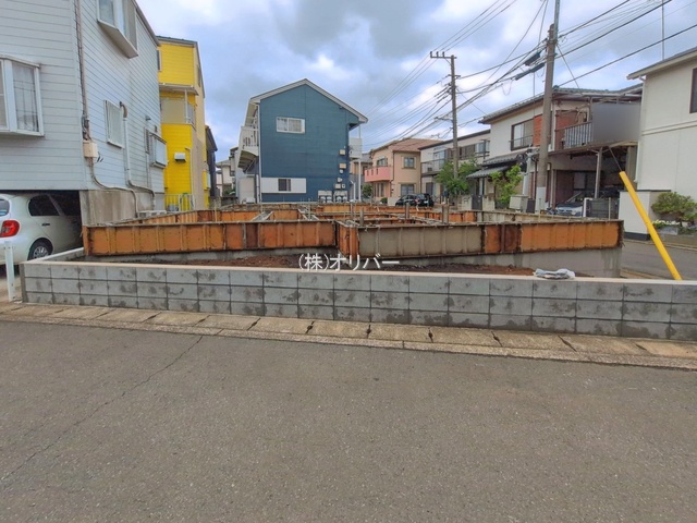 �_�ސ쌧���͌��s����ߊԖ{��8���ڂ̐V�z��ˌ��Ă̌��n�O�ώʐ^