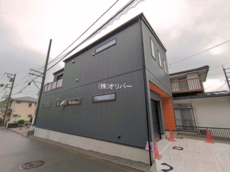�_�ސ쌧���͌��s���镔 �̐V�z��ˌ��Ă̌��n�O�ώʐ^