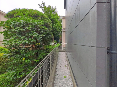 �����s���c�s�ʐ�w��5���ڂ̐V�z��ˌ��Ă̌��n�O�ώʐ^