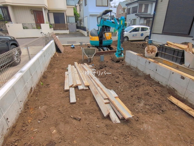 �_�ސ쌧���͌��s�����扡�R6���ڂ̐V�z��ˌ��Ă̌��n�O�ώʐ^