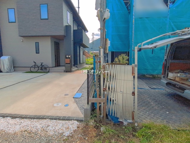�_�ސ쌧���͌��s�΋摾�� �̐V�z��ˌ��Ă̌��n�O�ώʐ^