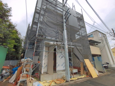 �_�ސ쌧���͌��s������1���ڂ̐V�z��ˌ��Ă̌��n�O�ώʐ^